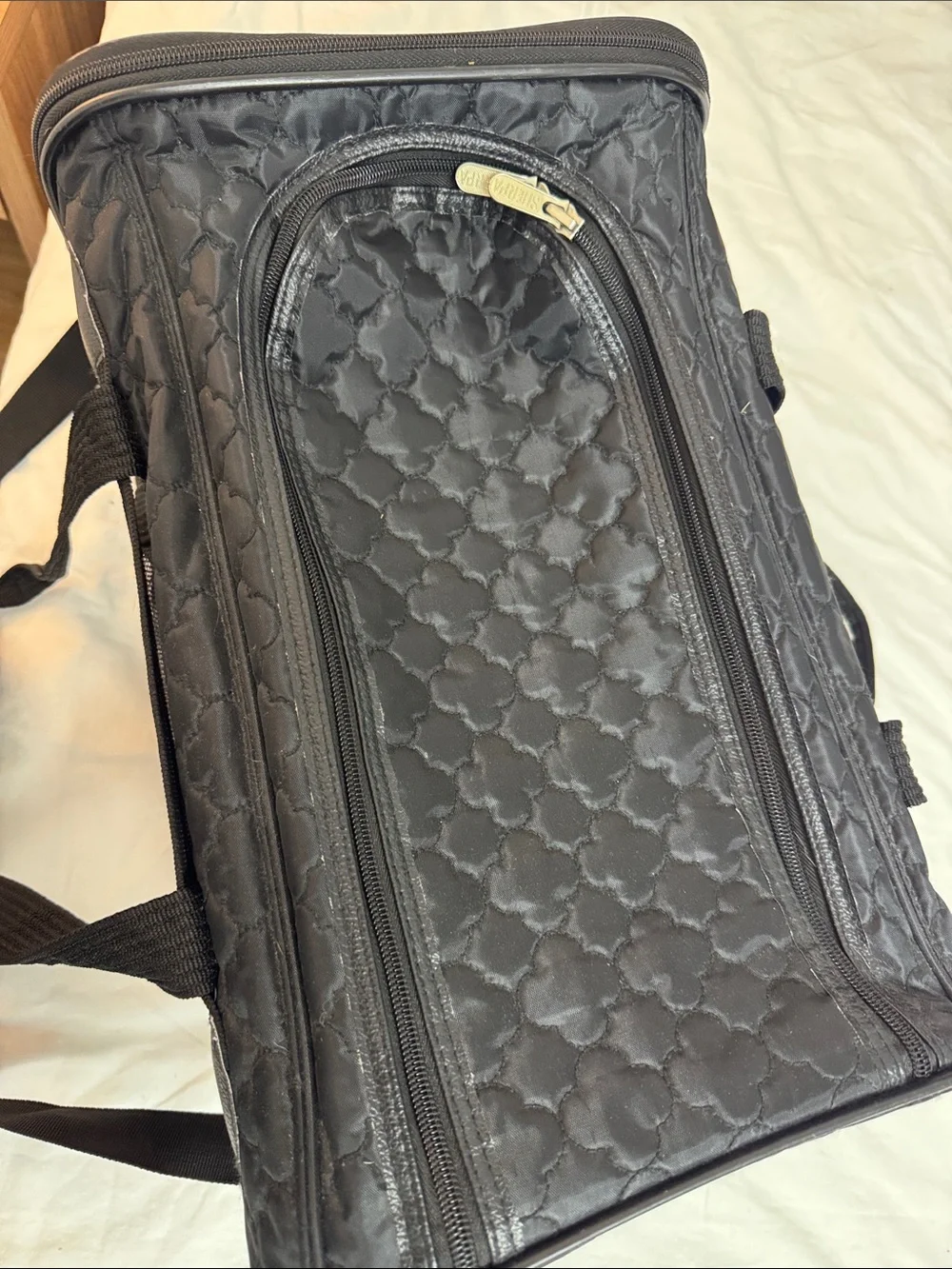 Quilted Black Mesh Pet Carrier